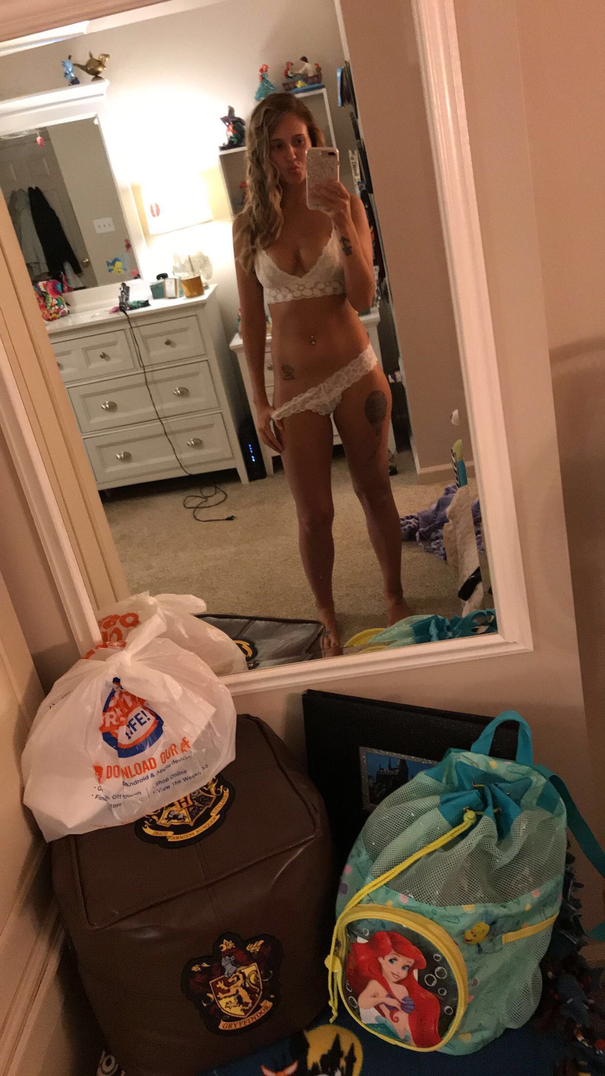 Bath time with Aubrey L.