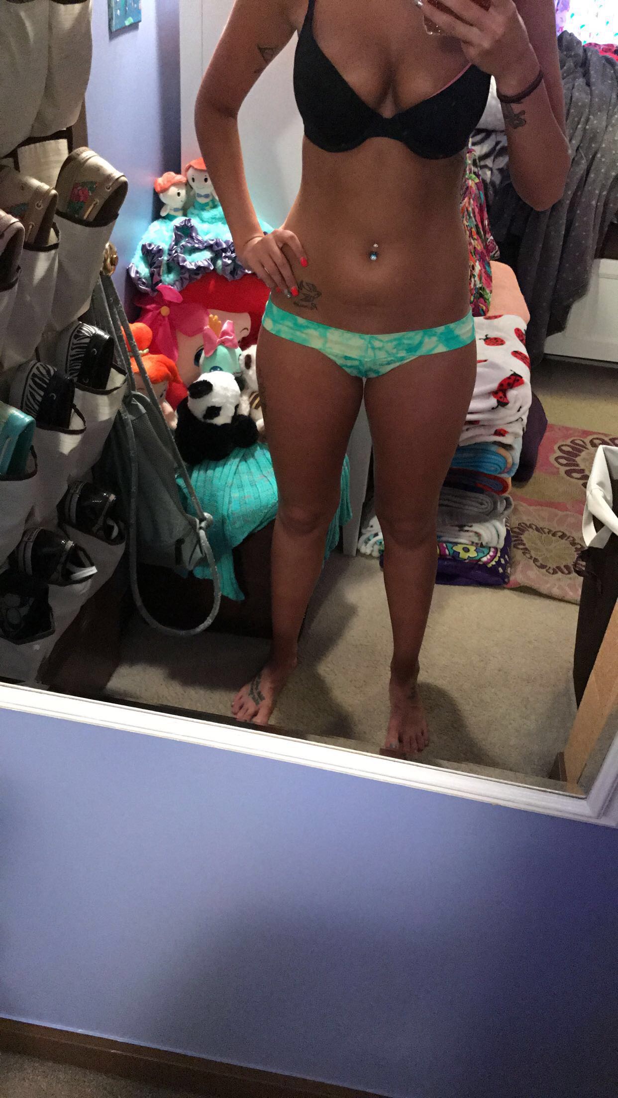 Bath time with Aubrey L.