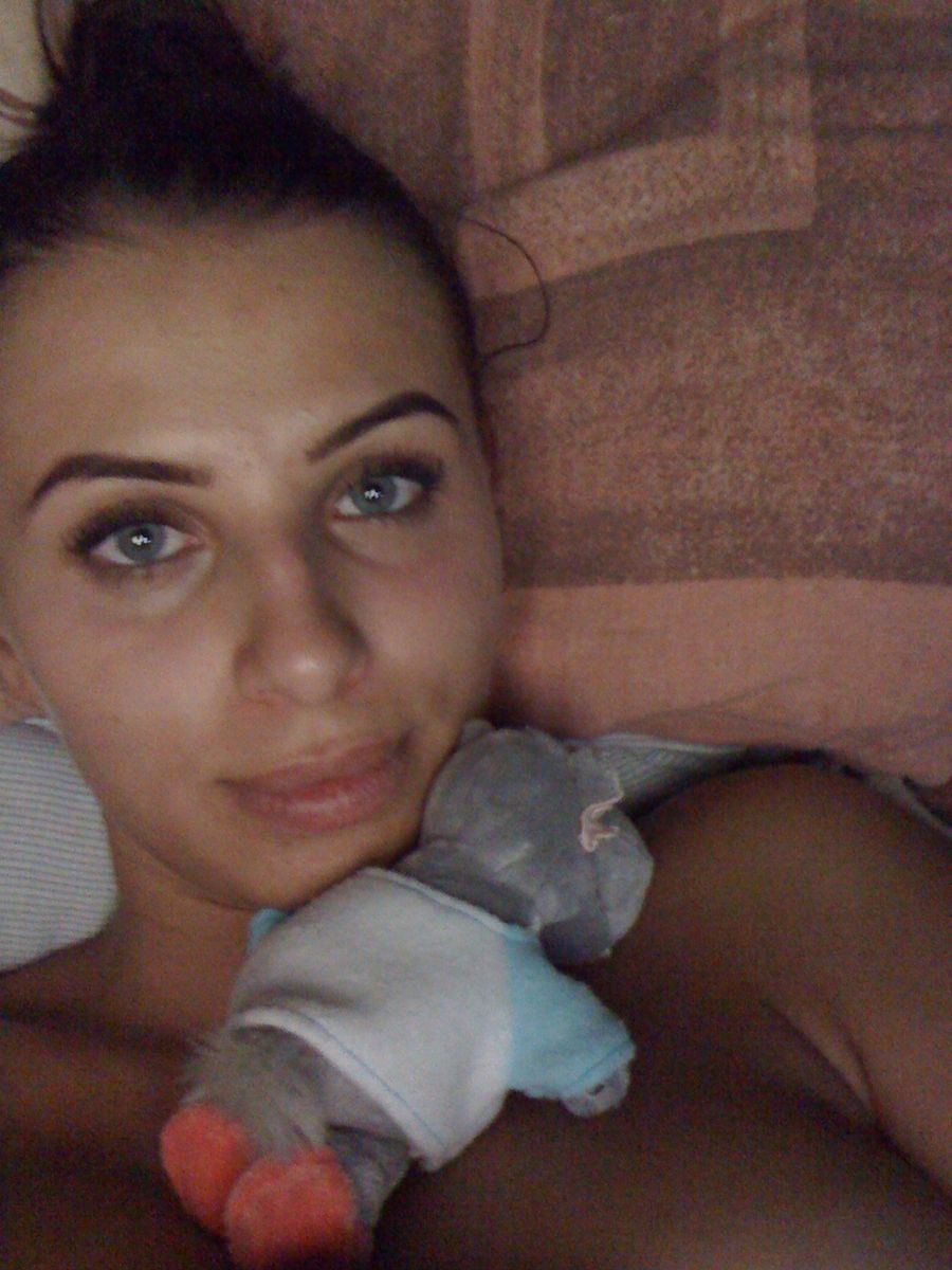 Dora from Hungary nude