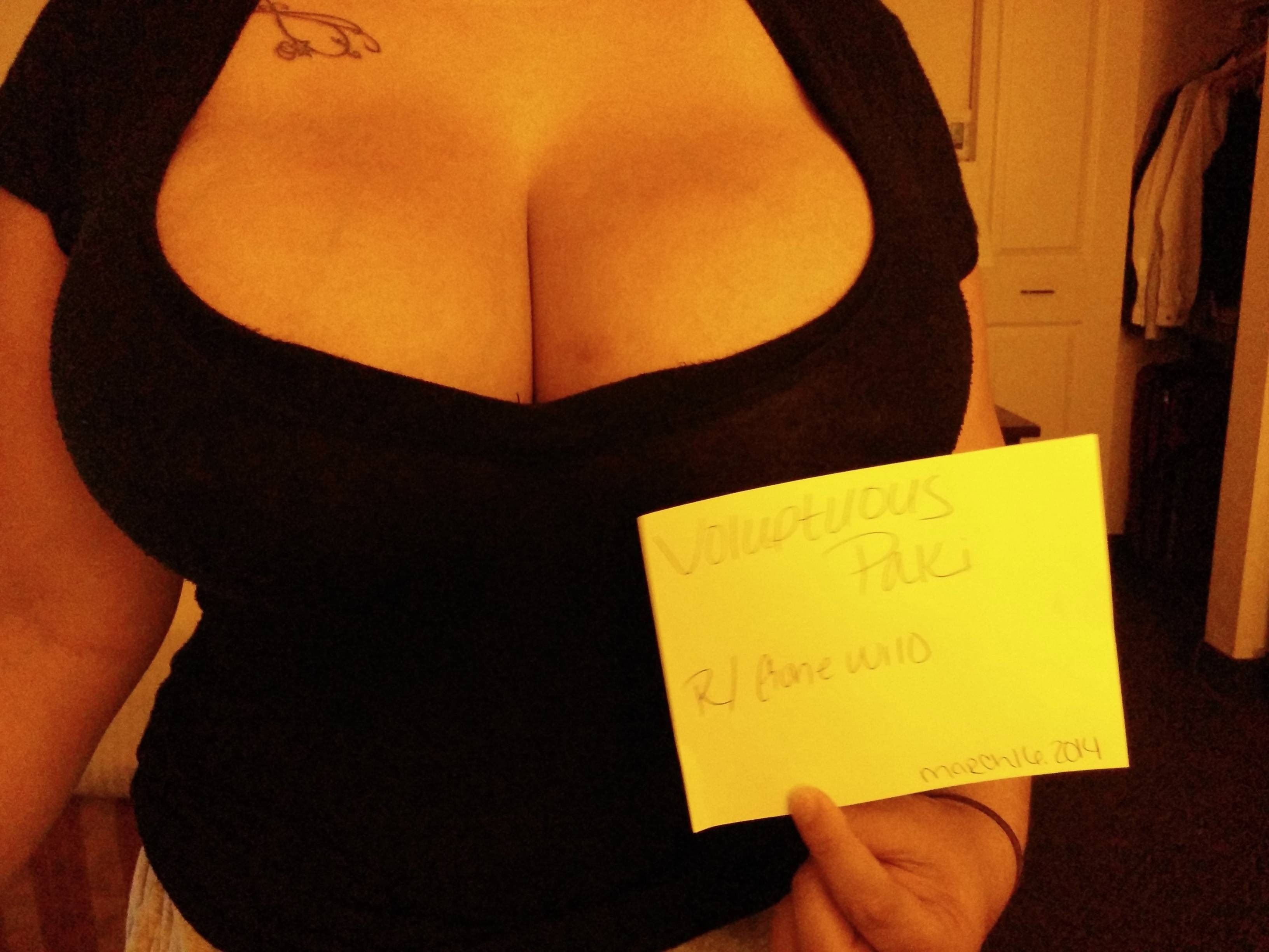 Big Tit Pakistani Babe