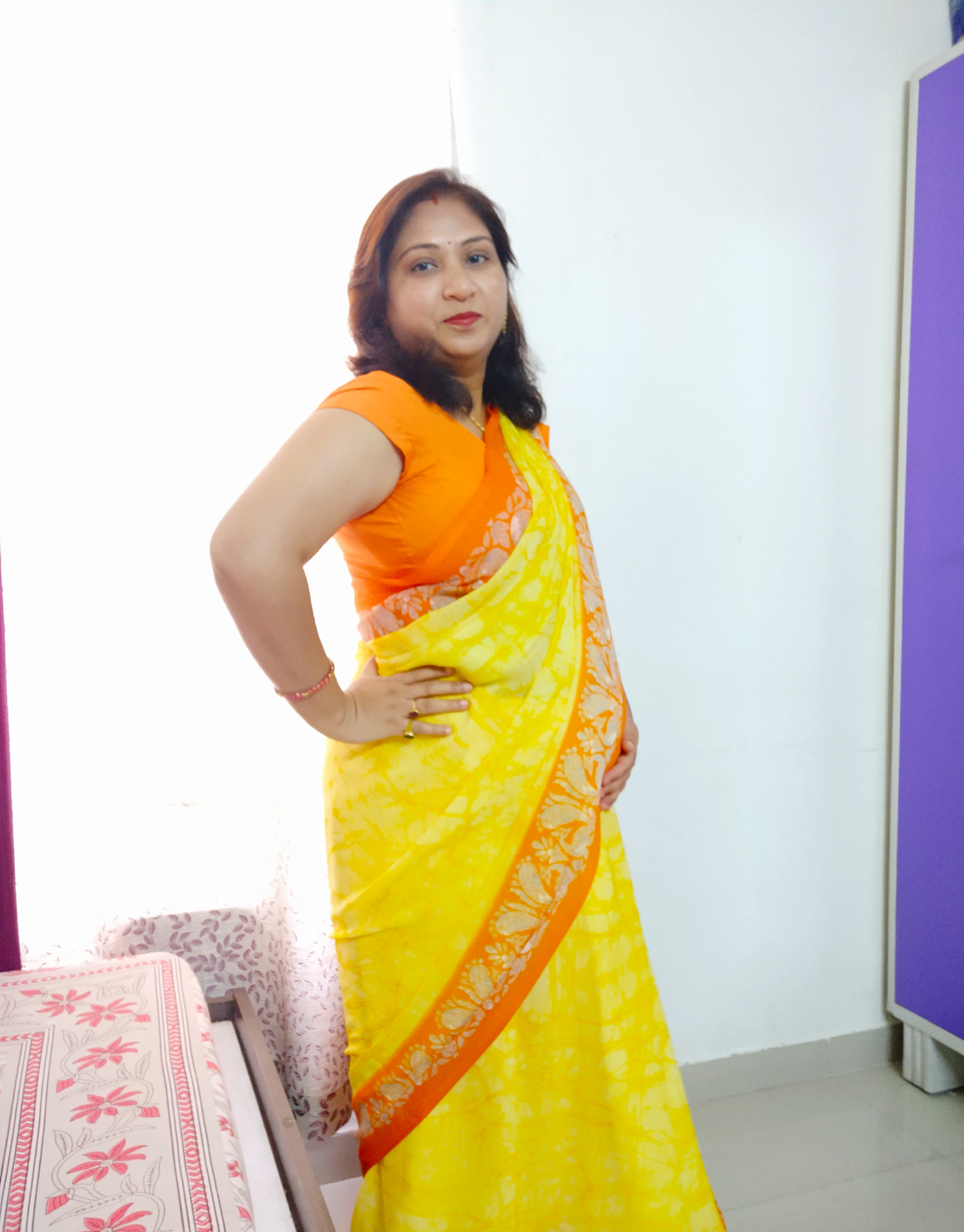 Shweta Randi saari stripping