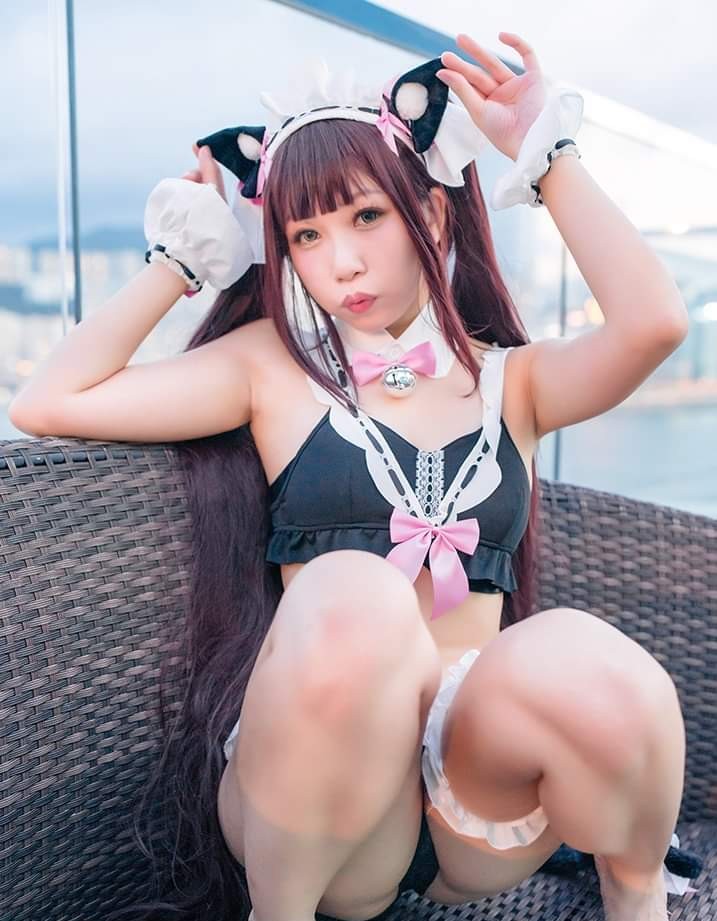 Chicks Spreading It 14