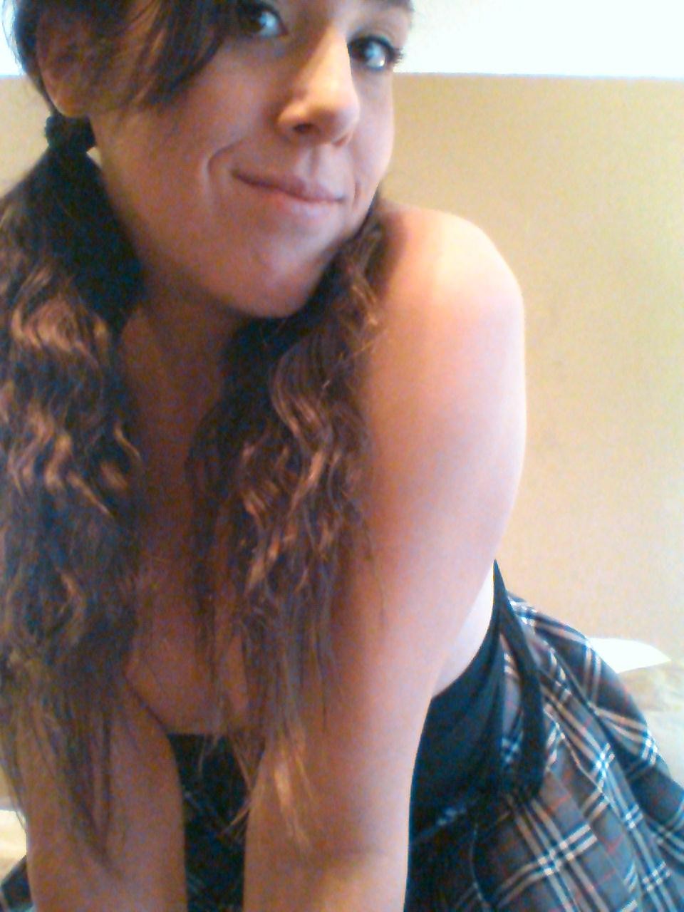 Pigtail Chick Selfies