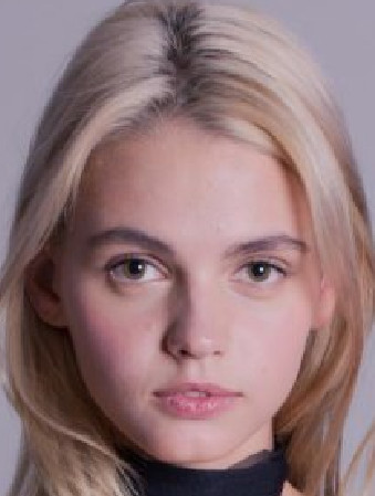 Elena N opens her vagina 2