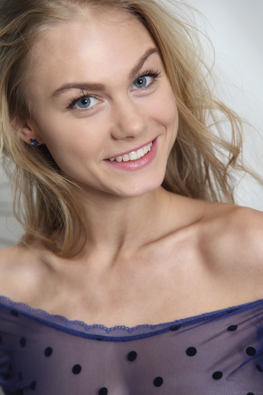 Nancy A opens her vagina 3