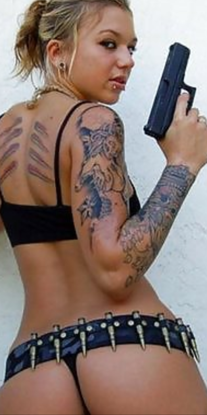 Chicks & Guns 18