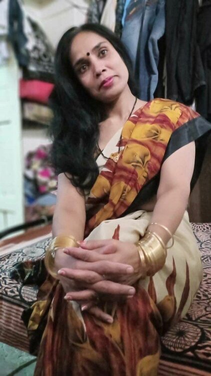 Showing boobs natural