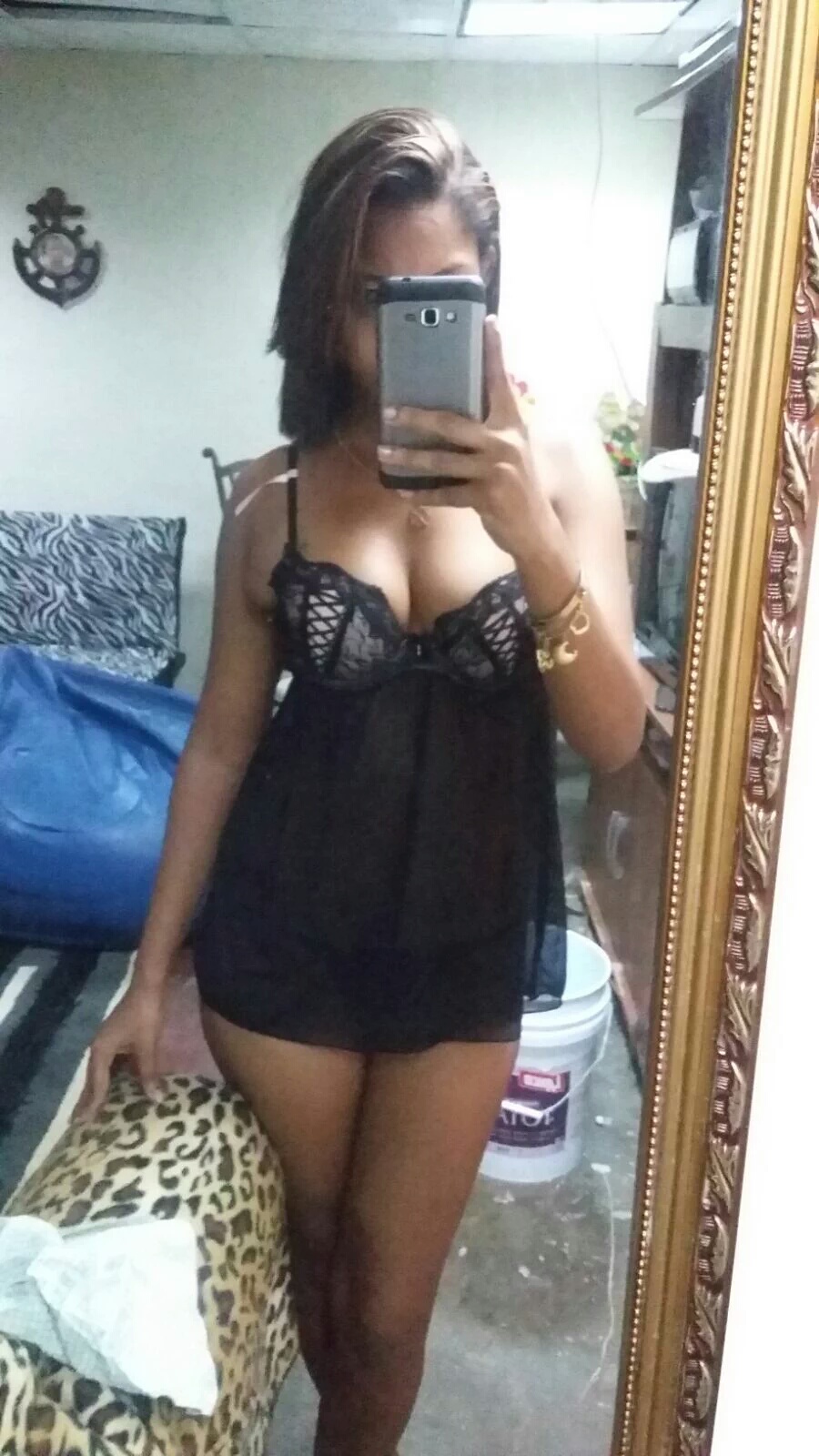 mulher latina 22
