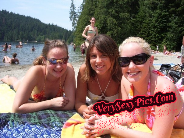 Juicy Downblouse Tits