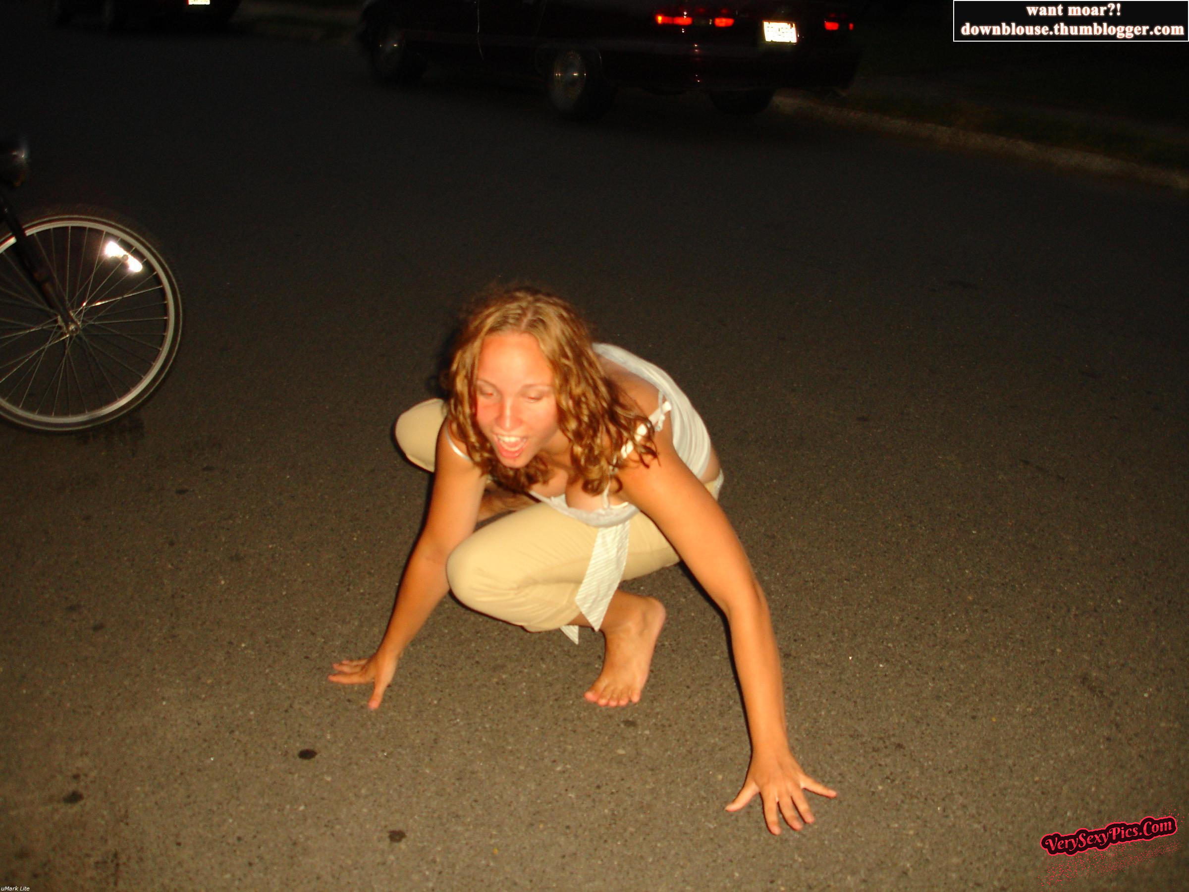 Juicy Downblouse Tits