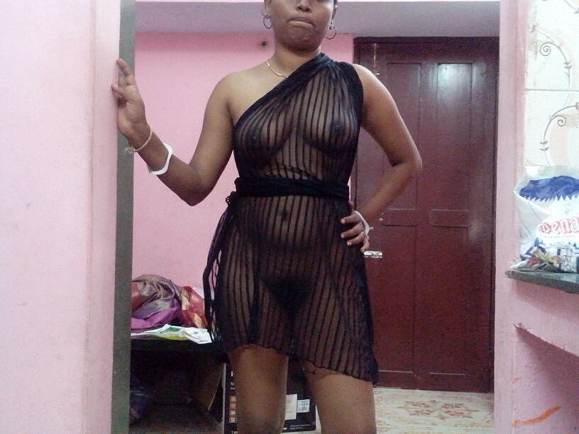 Tamil MILF nude