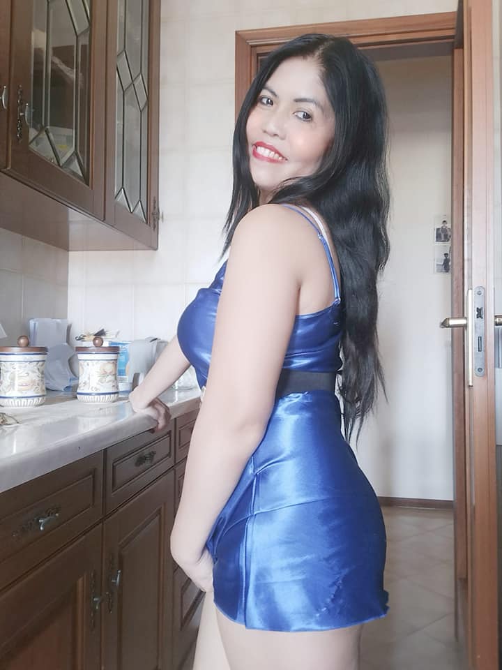 Lovely Milf Queen