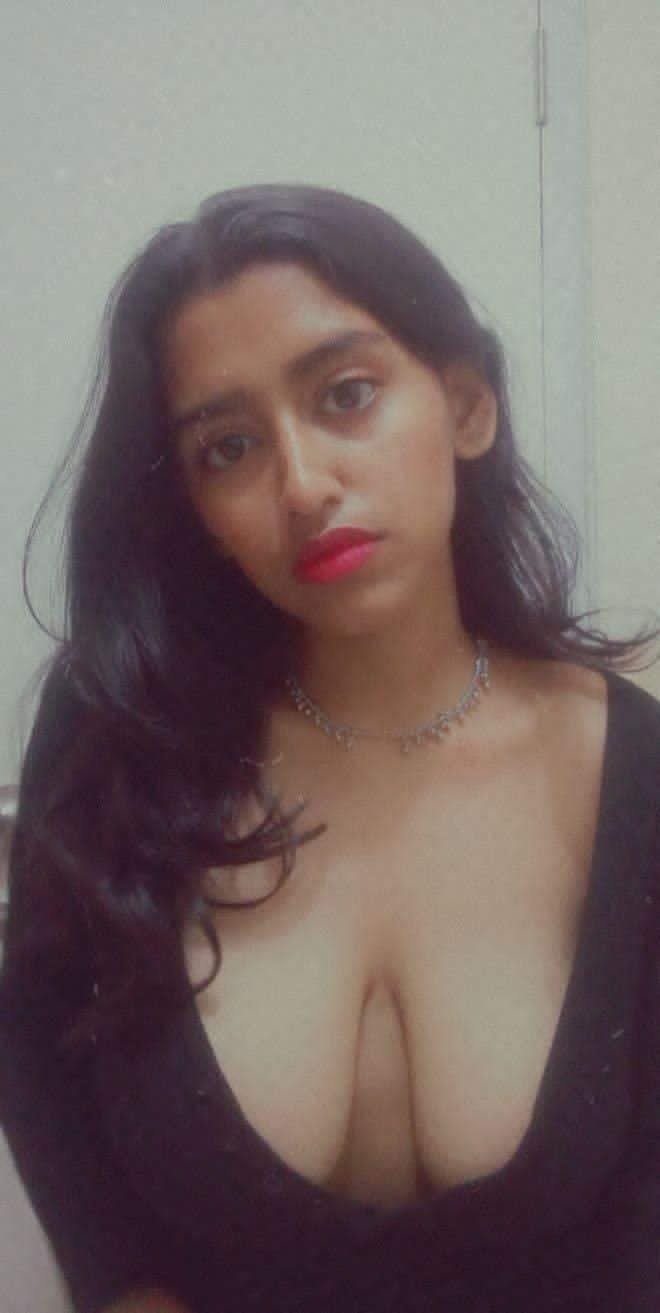 660px x 1313px - Big boob Indian girl Sanjana nude selfies leaked (61 pictures) - Shooshtime