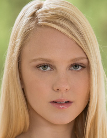 Lily Rader opens her vagina 2