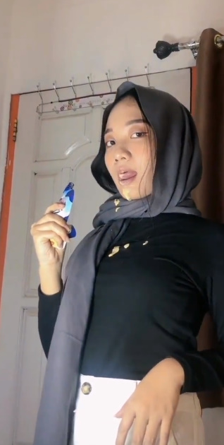 Big hijabs