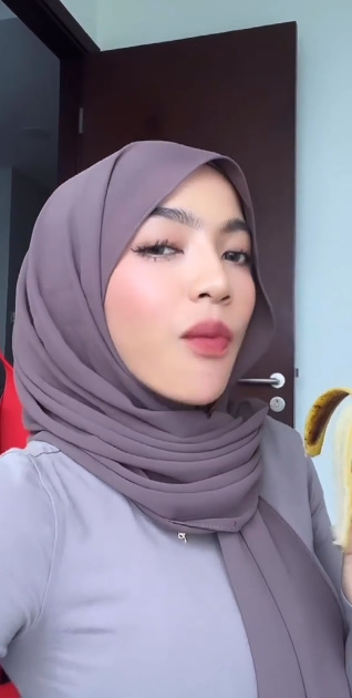 Big hijabs