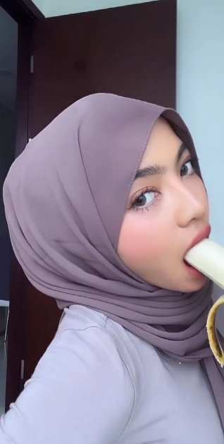 Big hijabs