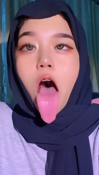 Big hijabs