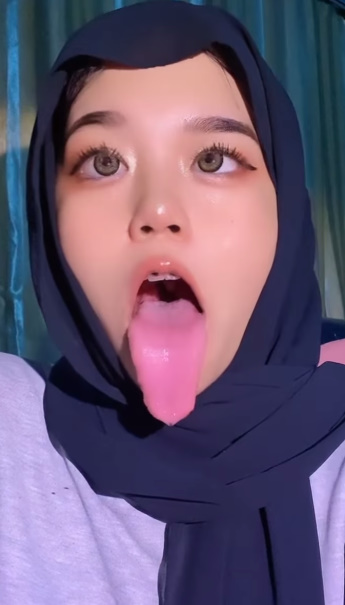 Big hijabs