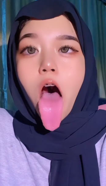 Big hijabs