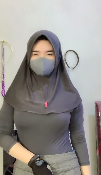 Big hijabs