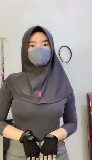 Big hijabs
