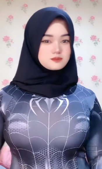 Big hijabs 2