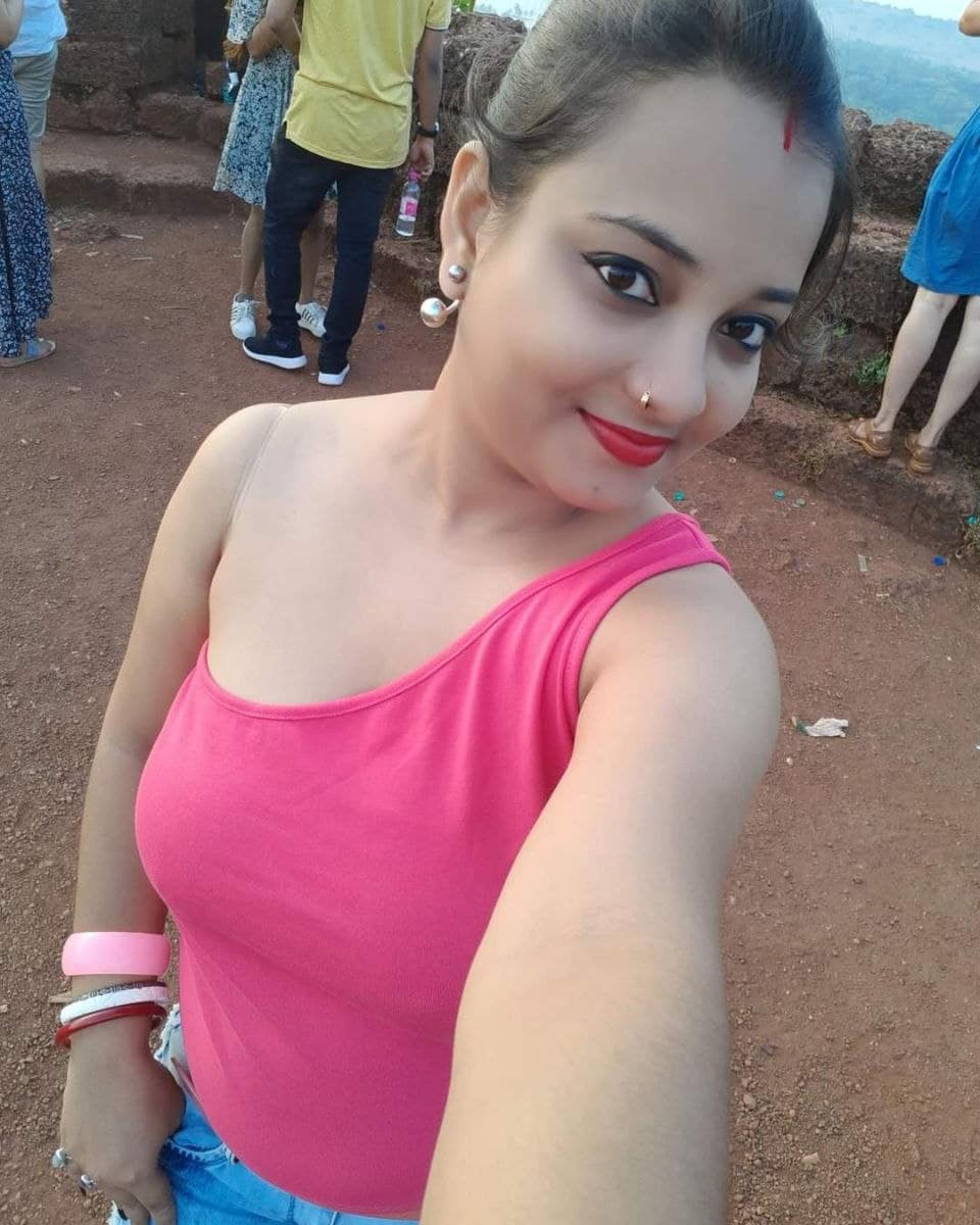HOT BHABI