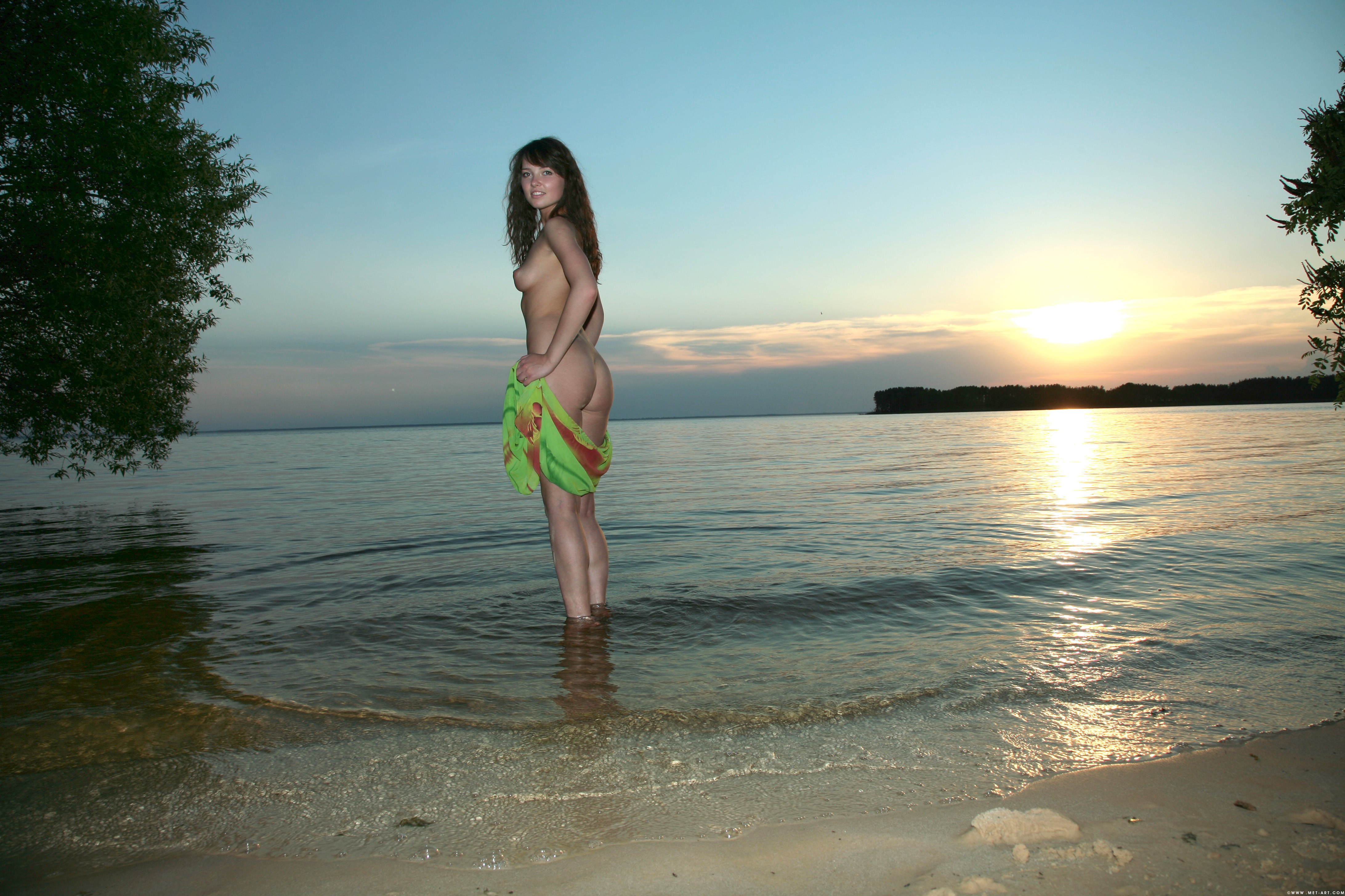 2010-07-23 [Met-Art] Ksucha B - Sunset