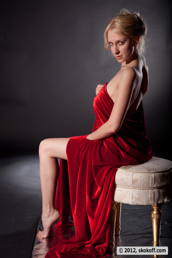 Katy Shooting In Studio (Edda)