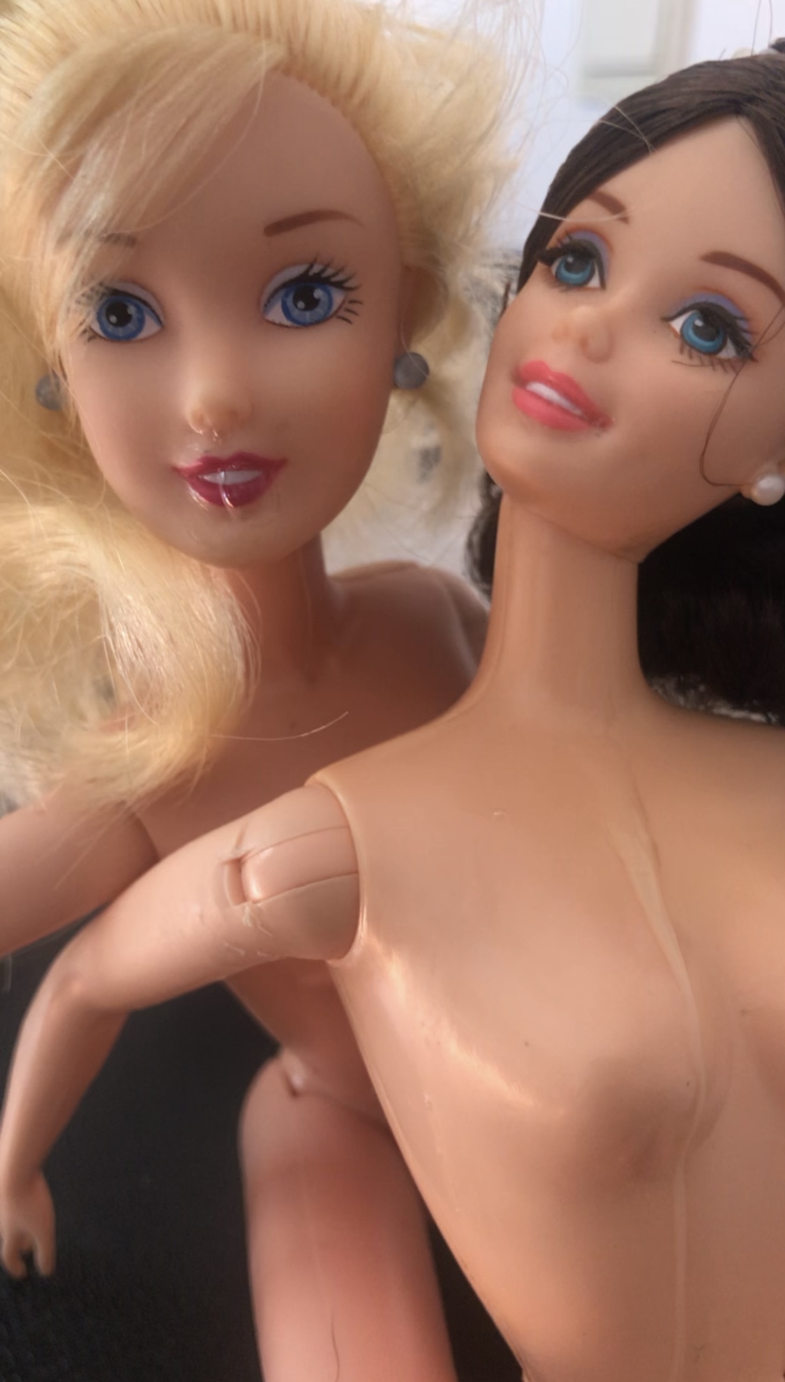 Smelly secondhand Barbie’s 2