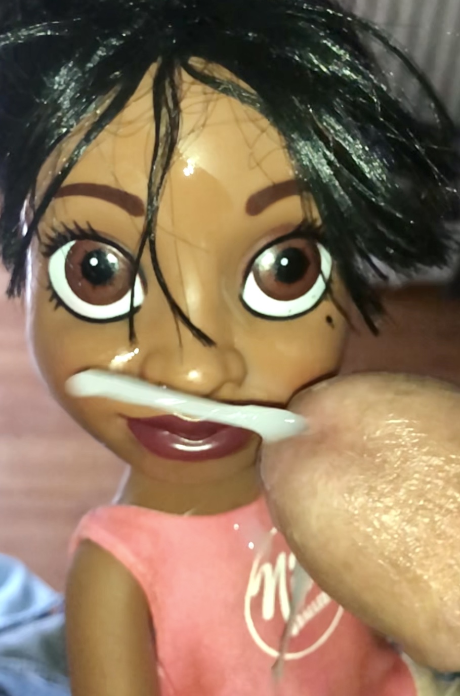 Smelly secondhand store Doll