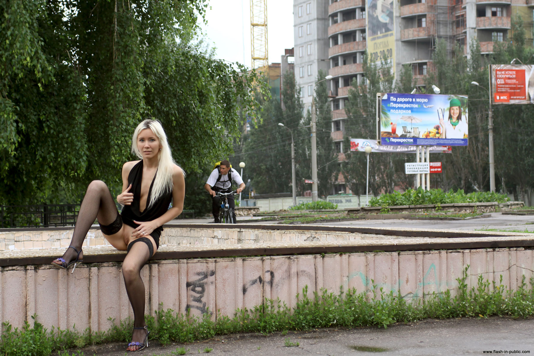 Flash in public - Anastasia S