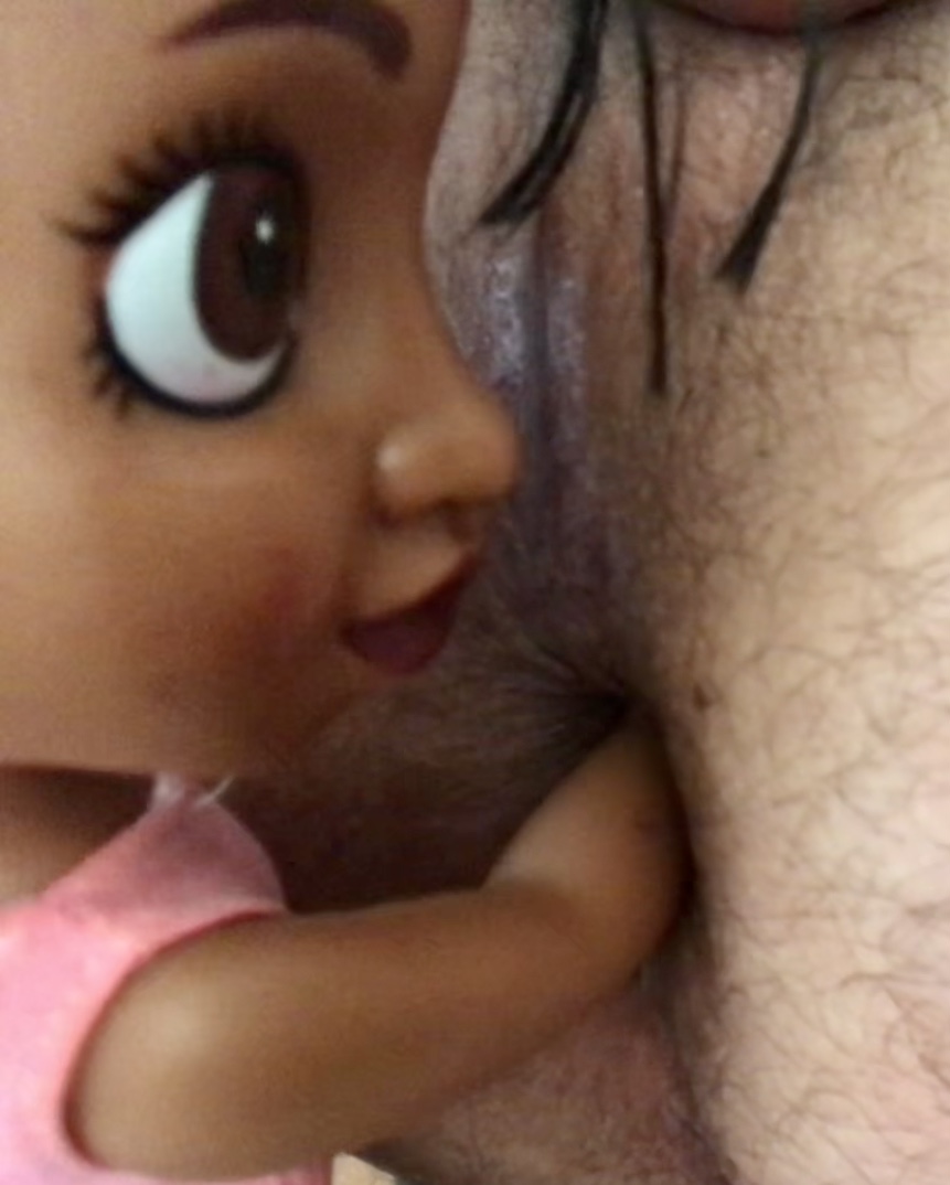 Final goodbye smelly secondhand store Dolls