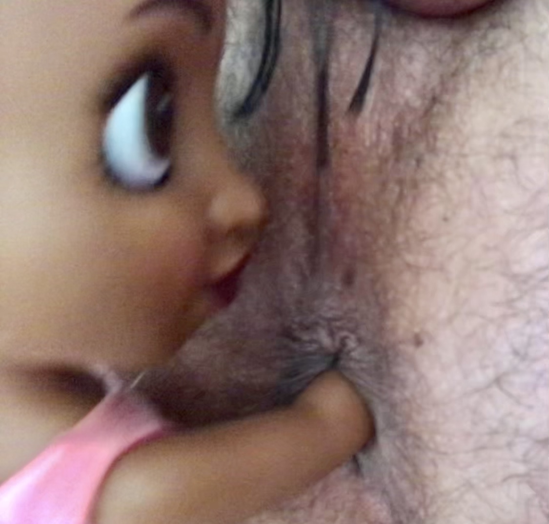 Final goodbye smelly secondhand store Dolls