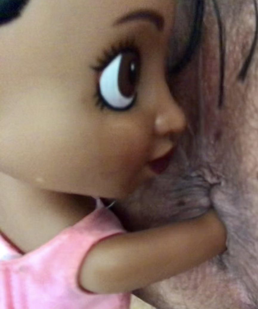 Final goodbye smelly secondhand store Dolls