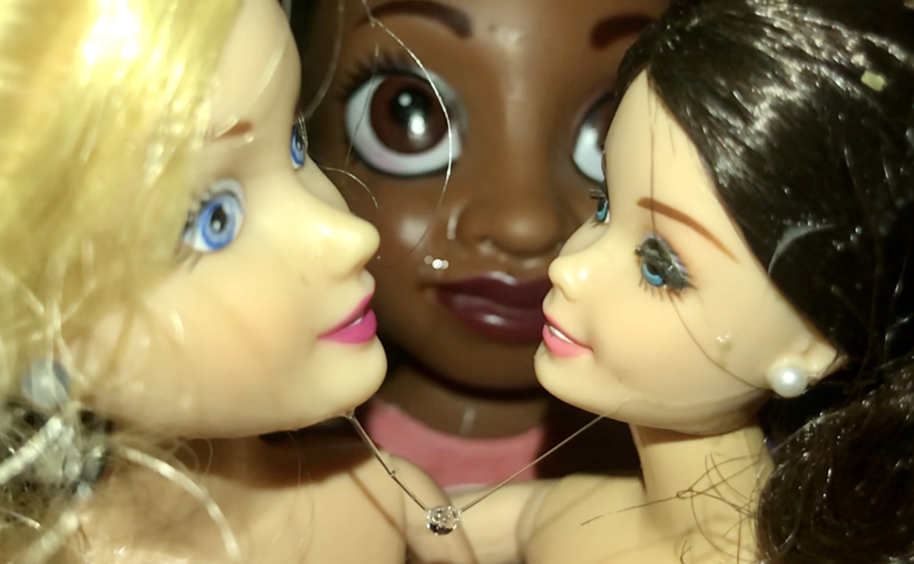 Final goodbye smelly secondhand store Dolls