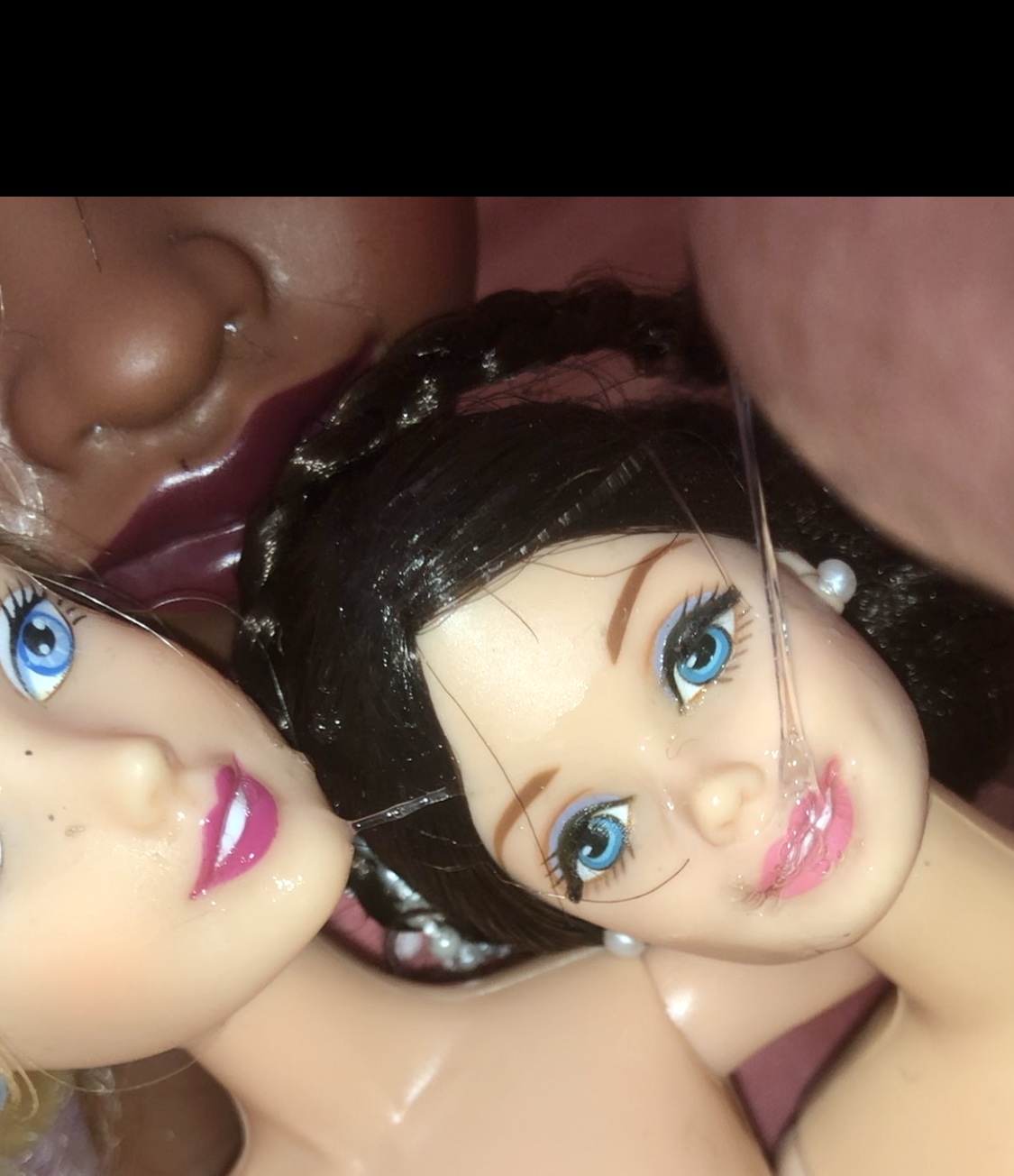 Final goodbye smelly secondhand store Dolls