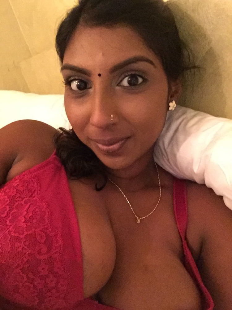 Tamil black bhabhi