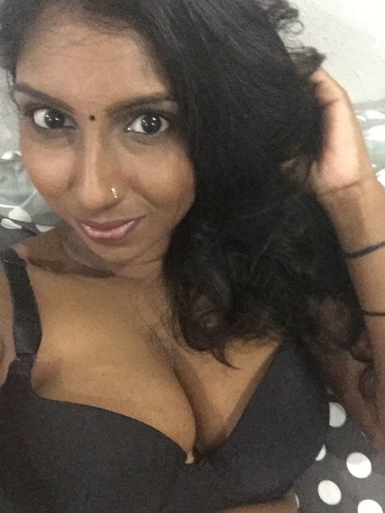 Tamil black bhabhi