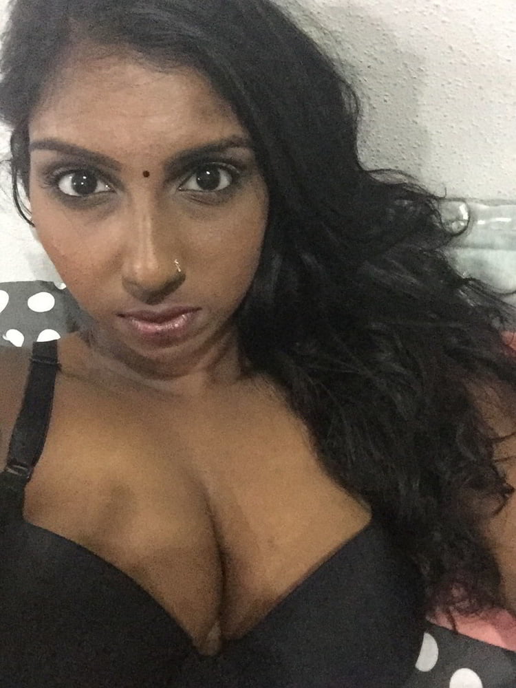Tamil black bhabhi