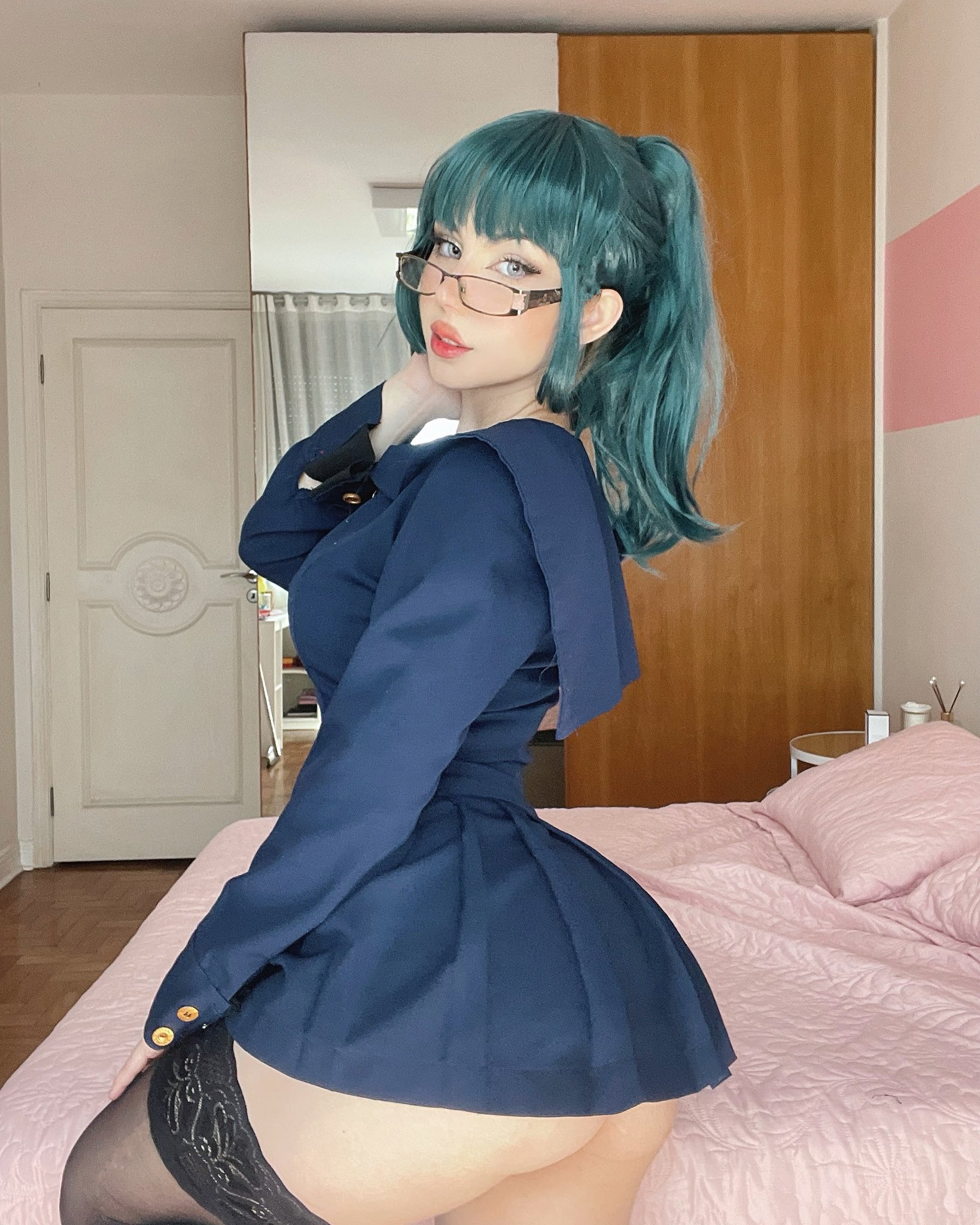 Latin Thick Booty 23