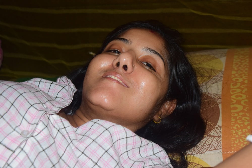 Indian Boudi Big boobs