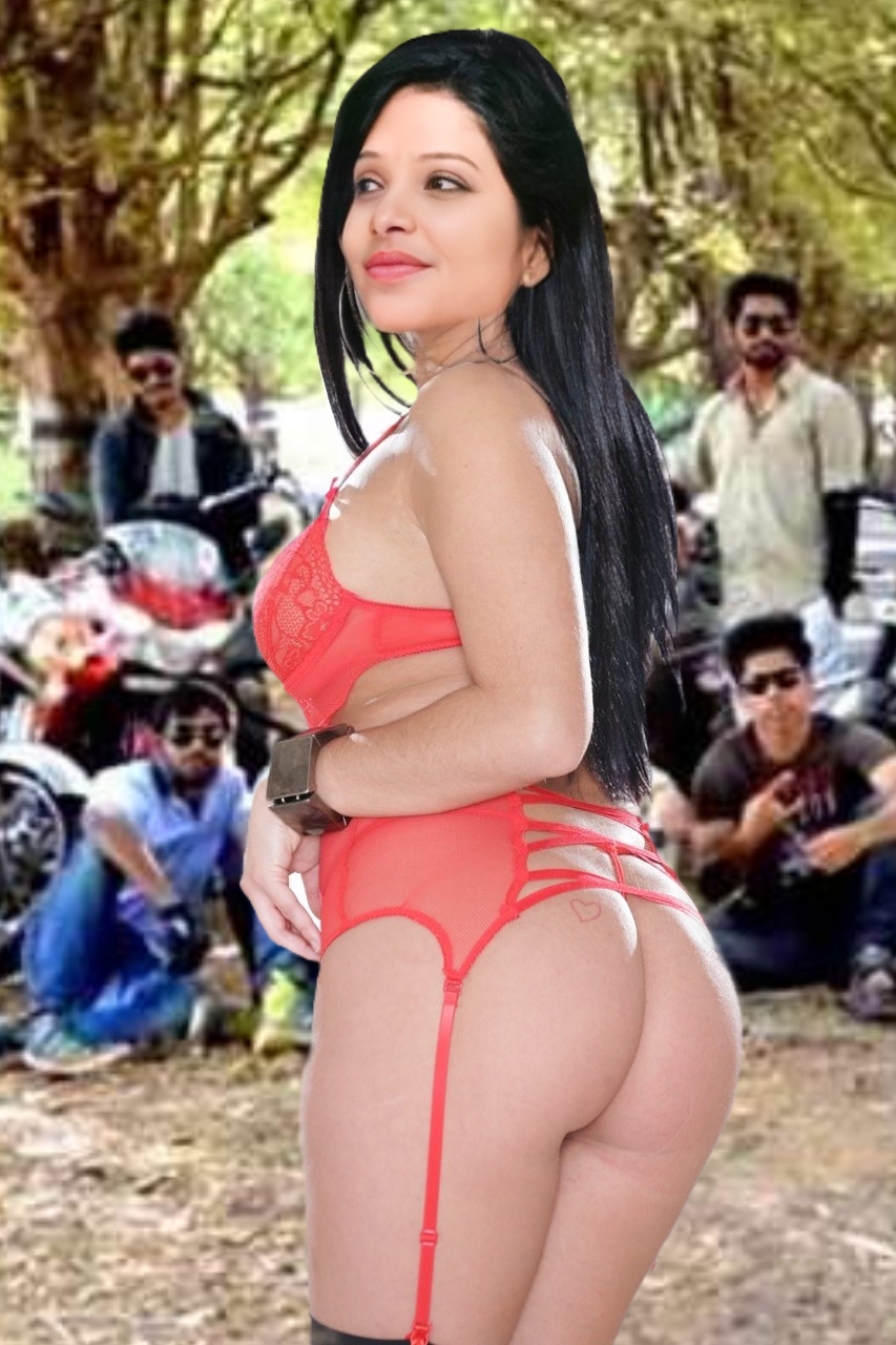 Suriya Tamil Girl Nude in Public, Tamil Prostitute Nude Ass