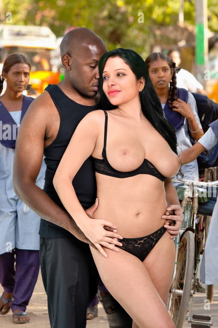 Suriya Tamil Girl Nude in Public, Tamil Prostitute Nude Ass