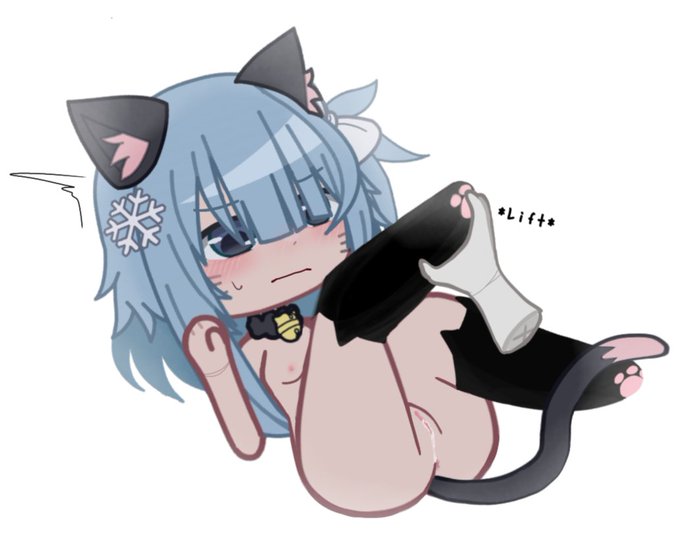 gatinha com a buceta molhada