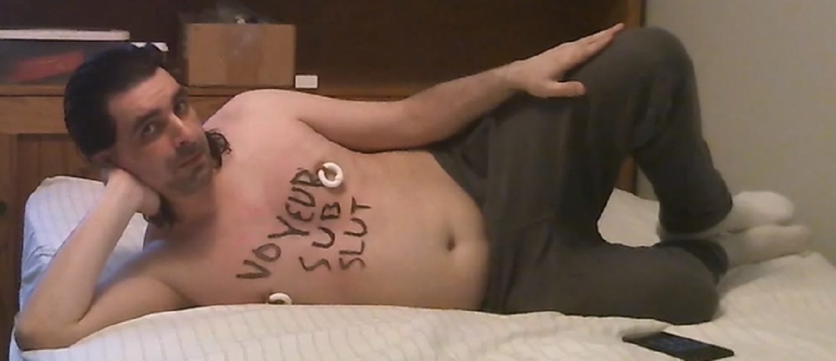 Webslut Blake Hill from Grand Rapids Michigan Body Writing