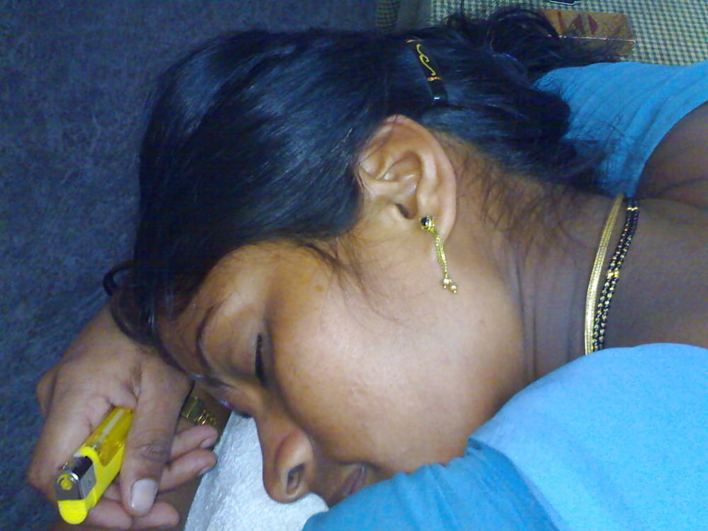 Beautiful Tamil aunty