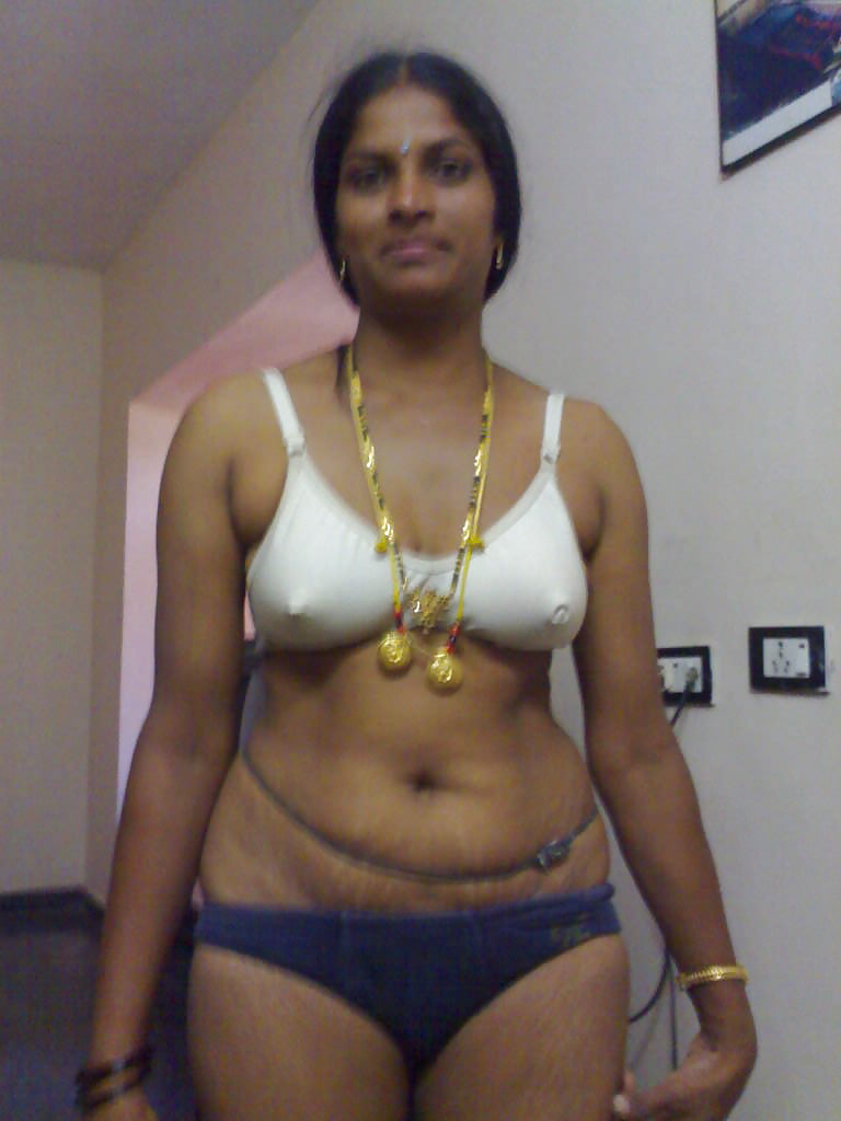 Beautiful Tamil aunty