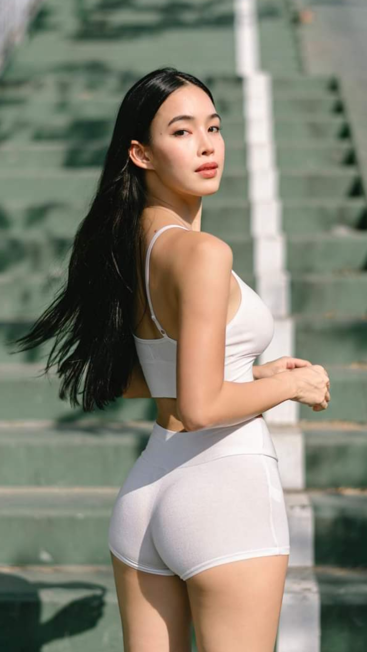 Asian Thick Booty 24